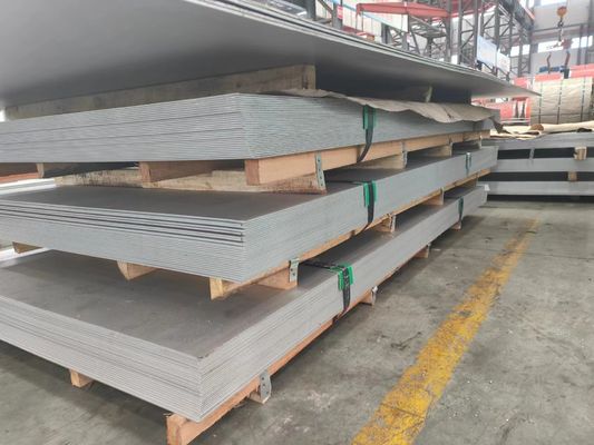 ATSM SS 304 2b إنهاء لوحات معدنية من الفولاذ المقاوم للصدأ بتقنيات مثقبة مموجة